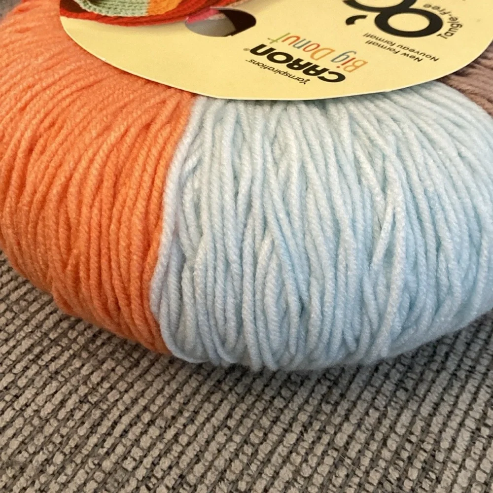 Yarnspirations Caron Big Donut yarn NEW Spiced ginger O’Go tangle free